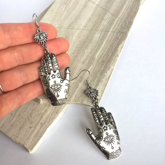 New~ Free People Celestial Gold Hand Earrings - Picture 4 of 7